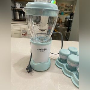 Like brand new Baby Ninja Bullet!